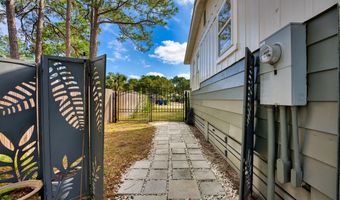 168 21st Ave, Apalachicola, FL 32320