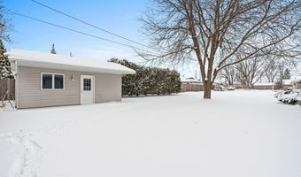 2405 N ERB St, Appleton, WI 54911