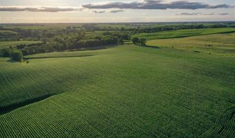 02 Vine Ave, Ainsworth, IA 52201