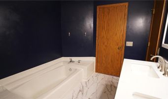 14387 Everest Ave, Apple Valley, MN 55124
