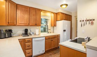 704 E Erie St, Albion, MI 49224