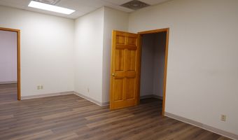 113 E 9th St A, Anderson, IN 46016