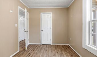 209 Stevens St, Appomattox, VA 24522