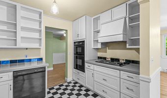 500 Poplar Pl, Ashland, OR 97520