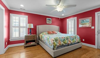 101 Bay Ridge Dr, Atlantic Beach, NC 28512