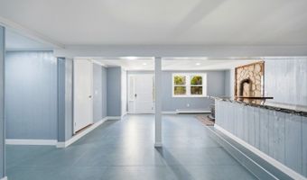 4 Rainbow Trl, Alloway, NJ 07422
