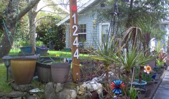 1244 S 11TH St, Coos Bay, OR 97420