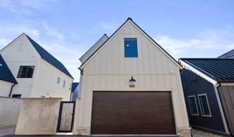 2899 Katmai Dr A, Columbus, OH 43228