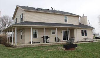 304 S Locust St, Arcanum, OH 45304