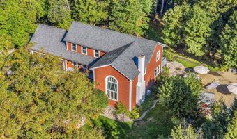 212 Vickery Rd, Auburn, ME 04210