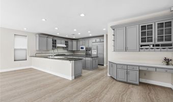3010 Hammerwood Dr, Las Vegas, NV 89135