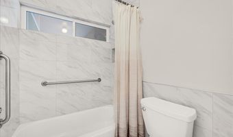 724 N ASH Dr, Chandler, AZ 85224