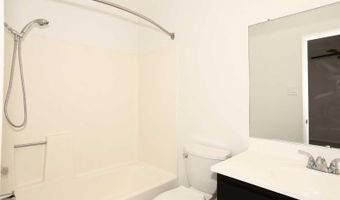 93 N Cooper Rd 32, Chandler, AZ 85225