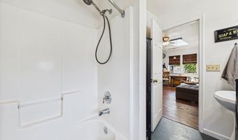 2966 Janes Creek Dr, Arcata, CA 95521
