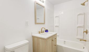 3 CLAYTON Dr, Clayton, DE 19938