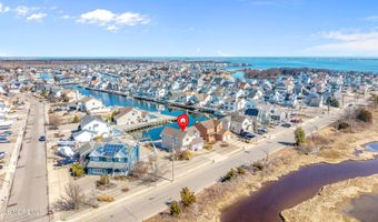 231 Allen Rd, Bayville, NJ 08721