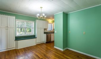 253 Prado St, Apalachicola, FL 32320
