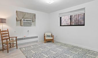 1581 N COLONIAL Ter 201-X, Arlington, VA 22209