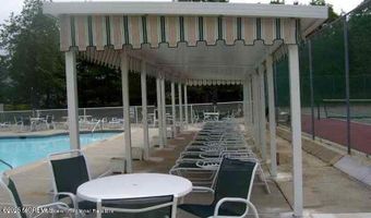 13 Sequoia Ct, Barnegat, NJ 08005