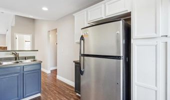 1810 Goose Lake Cir, North Liberty, IA 52317