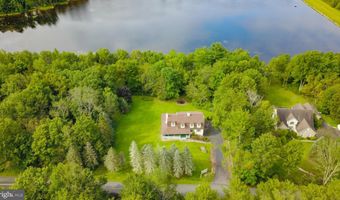 141 EMBILL Dr, Blakeslee, PA 18610
