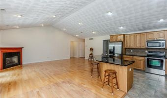 167 Cranberry Ridge Rd, Glocester, RI 02857