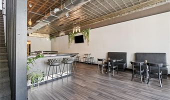 103 E Main St, Anamosa, IA 52205
