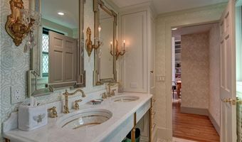 127 Harrison Ave 2, Newport, RI 02840