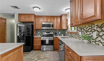 125 Shippeetown Rd, East Greenwich, RI 02818
