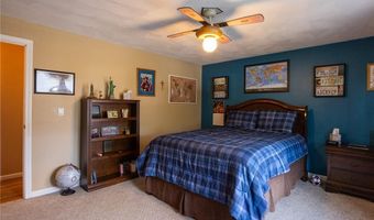 9 Patricia Dr, North Providence, RI 02904