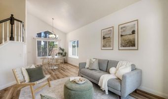 2116 Wedgewood Dr, Oceanside, CA 92056