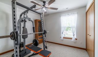 306 Riverview Dr, Albion, IN 46701