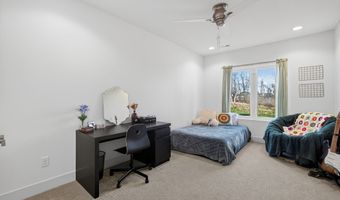 1053 Aaron Ct, Adel, IA 50003