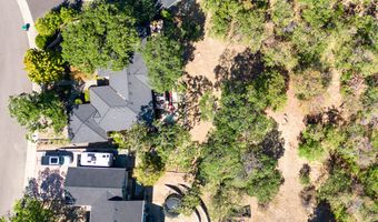 290 Skycrest Dr, Ashland, OR 97520