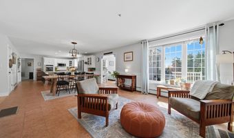 149 Crawford Rd, Chester, NH 03036