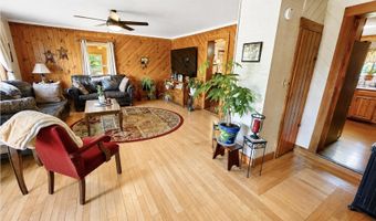 1010 Oakland Rd, Belgrade, ME 04917