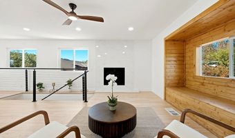 1329 Park Hill Ln, Escondido, CA 92025