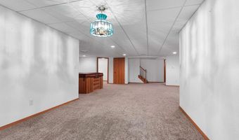 69 PENBROOK Cir, Appleton, WI 54913