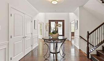 8701 BRADMOOR Dr, Bethesda, MD 20817