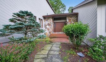 35 Greenlawn Rd, Amawalk, NY 10501