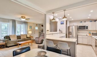 2487 S 6TH St, Allentown, PA 18103
