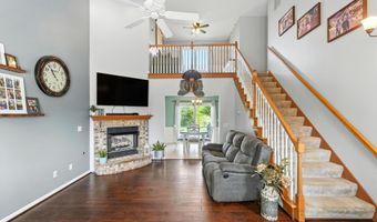 312 Canyon Dr, Auburn, IN 46706