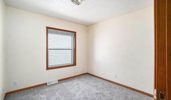 6590 6596 Admirals Pt, Alanson, MI 49706