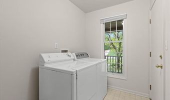 4870 LYTHAM Ln, Ann Arbor, MI 48103