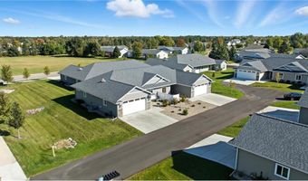 660 Voyager Dr, Alexandria, MN 56308