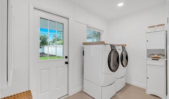 714 LAKE Dr, Altamonte Springs, FL 32701