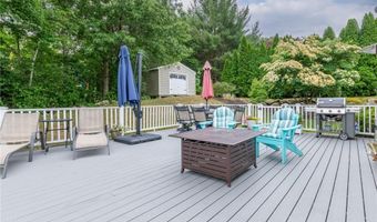 2 Brookfield Rd, Coventry, RI 02816