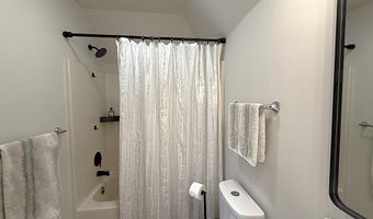 15 Shakespeare Dr, Albrightsville, PA 18210