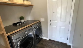 8866 Cascade Rd SE, Ada, MI 49301