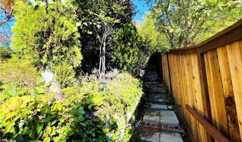 1616 Redcliff, Los Angeles, CA 90026